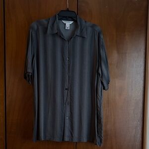 Men's Black Button-Up Dress Shirt